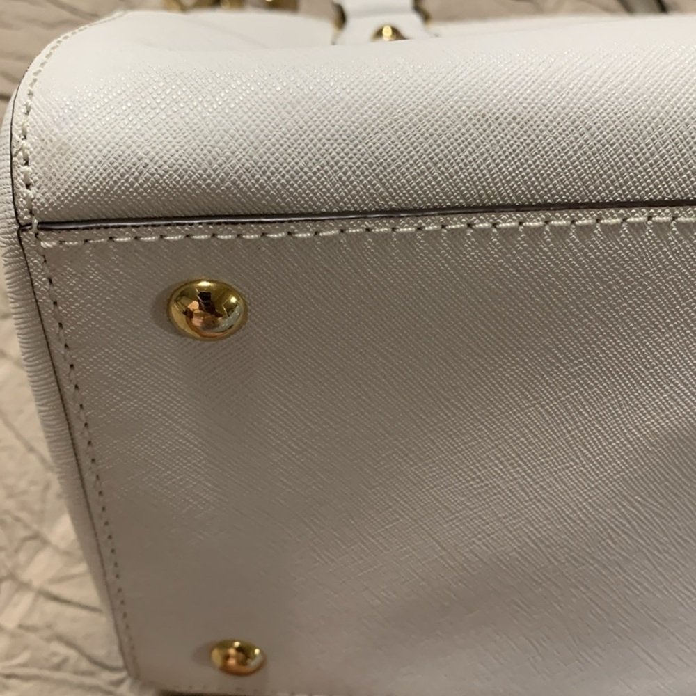 Michael Kors Jet Set Saffiano White Leather Bowling Bag Classic Quiet Luxury - Picture 16 of 16